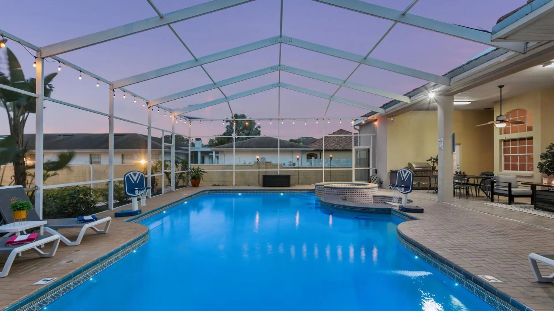 6Br Family Escape-Pool Sports Courts Game Room Tampa Tatil Evi