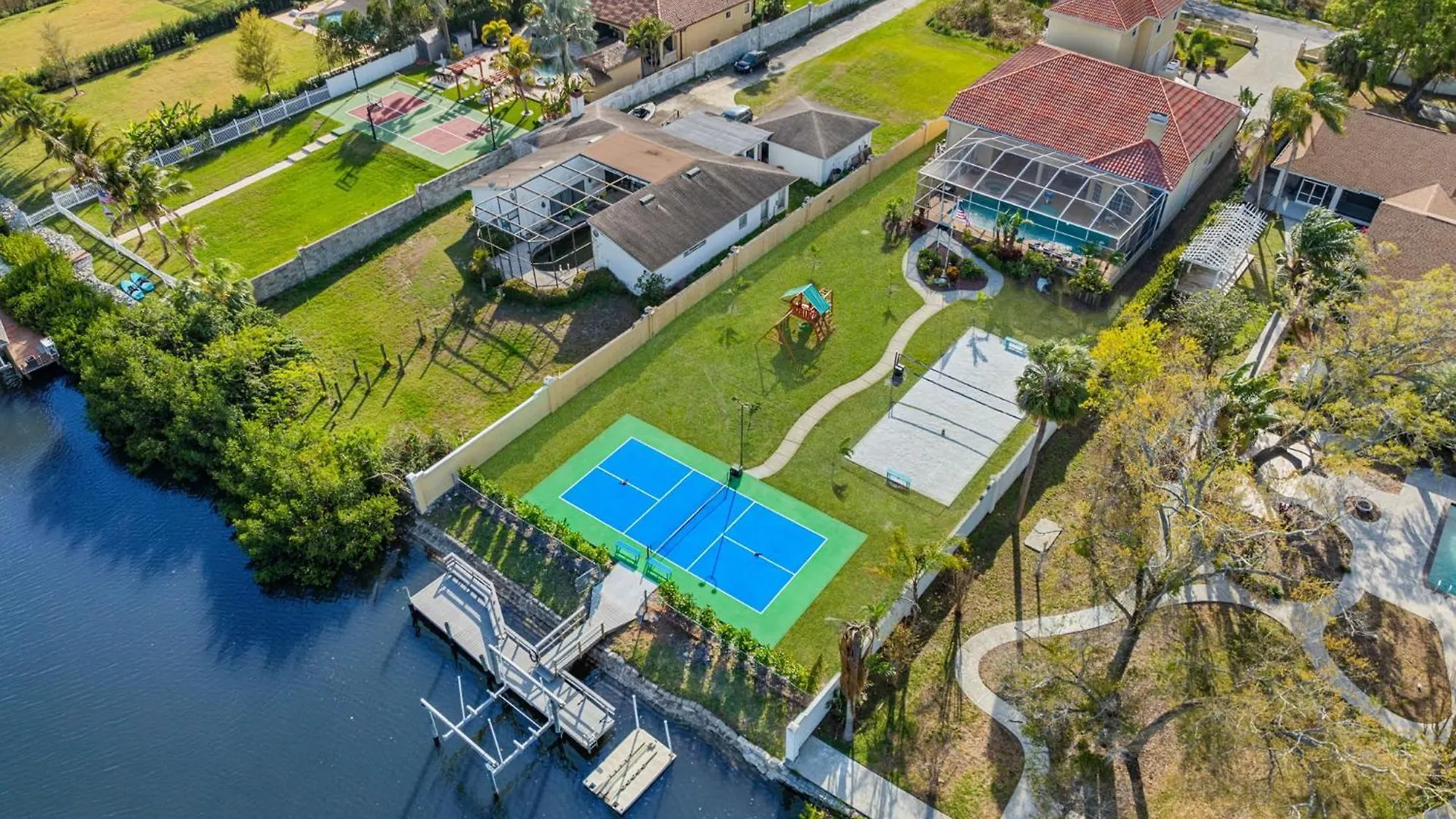 6Br Family Escape-Pool Sports Courts Game Room Tampa